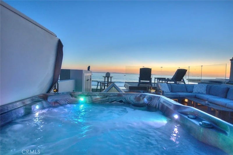99 Surfside
