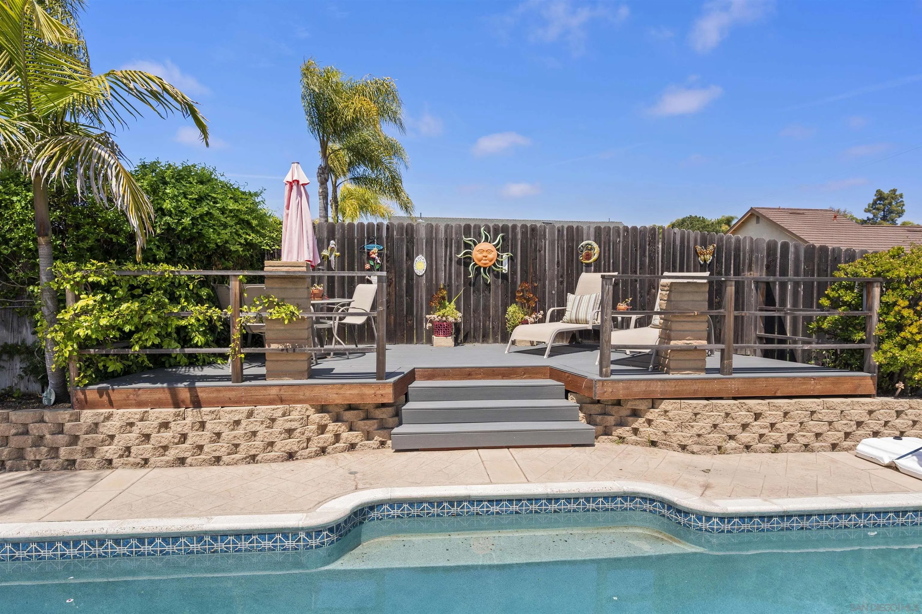 1510 Orangeview Dr 1-2