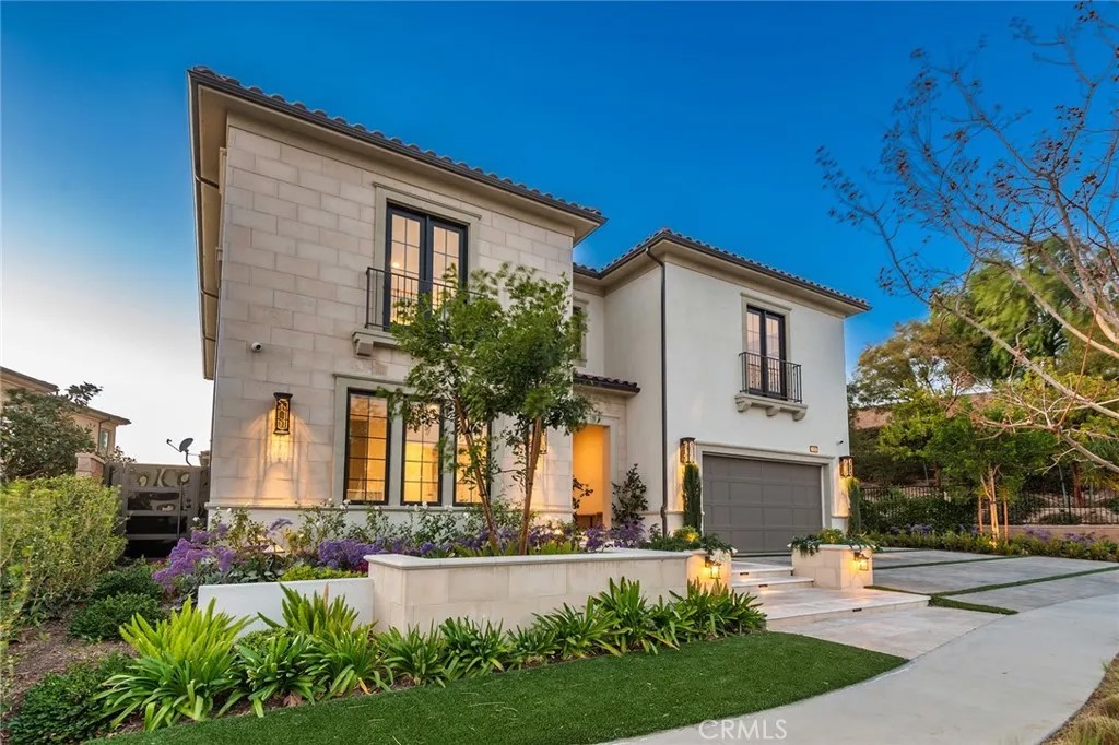 11051 Sweetwater Court