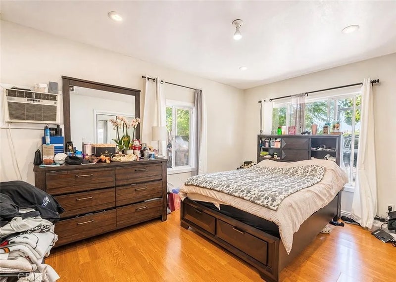 16108 Maplegrove