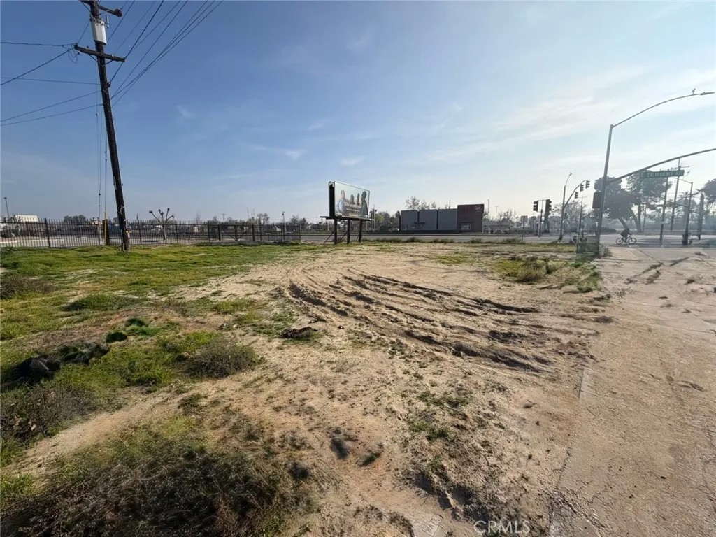 1000 E California