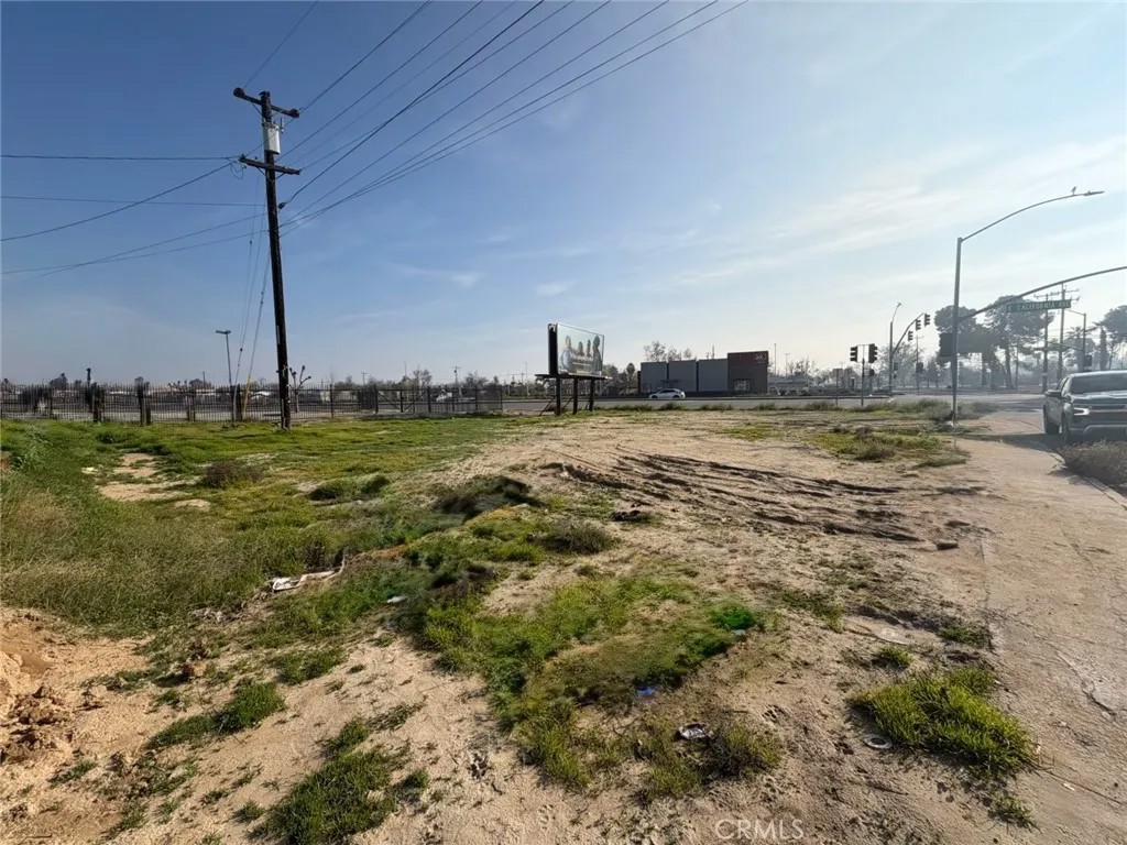 1000 E California