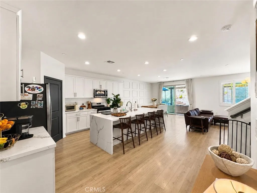 4169 Myrtle