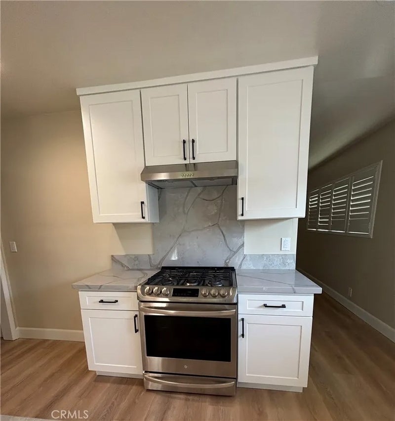 4411 Casa Loma