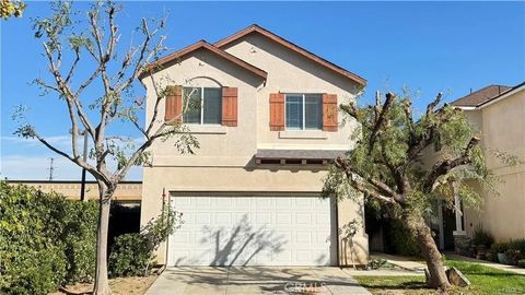 Photo of 24854 Noelle Way, Newhall, CA 91321 (MLS # CV25276908)