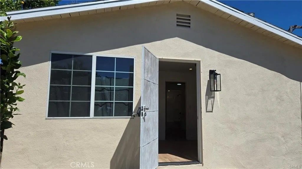 Photo of 4413 La Clede, Los Angeles, CA 90039 (MLS # DW26079851)