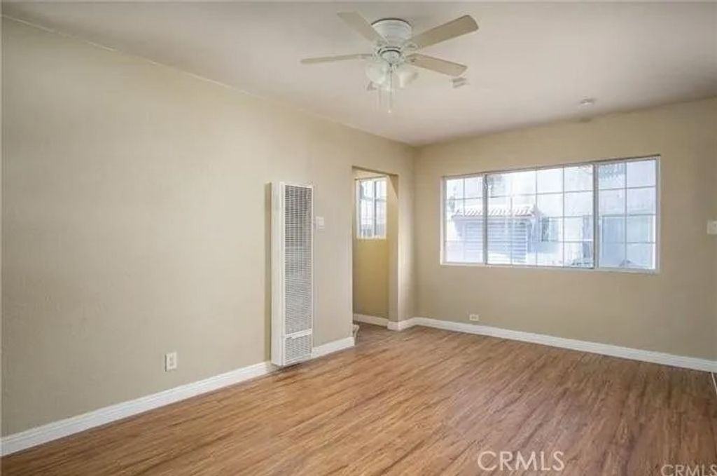 Photo of 410 E 21st Street, Long Beach, CA 90806 (MLS # PV26022697)