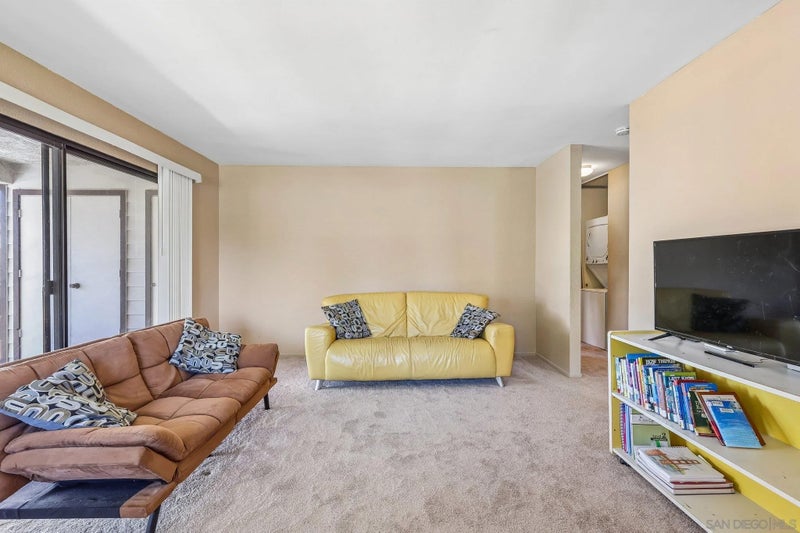 8512 Summerdale 34