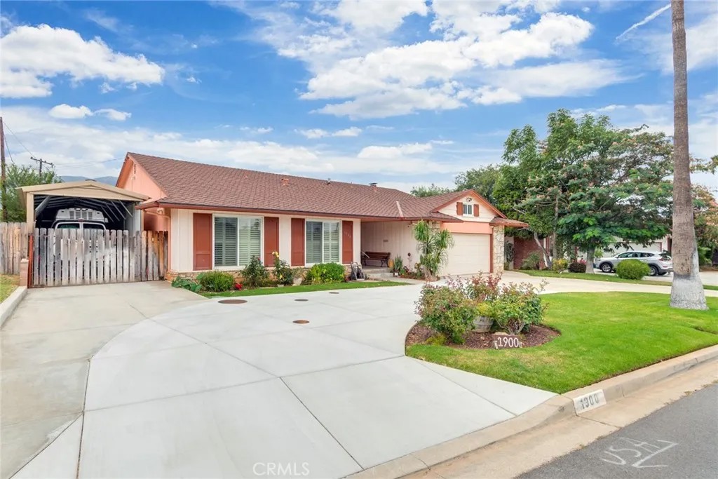 1900 Brae Burn Drive