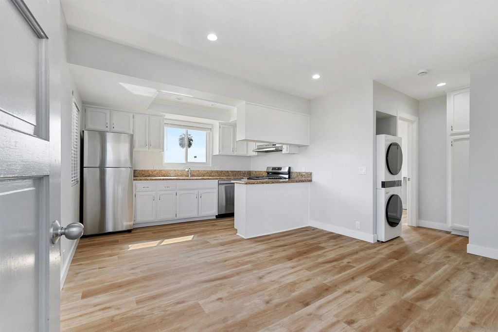 Photo of 520 Pearl Street St #1, La Jolla, CA 92037 (MLS # 260003921)