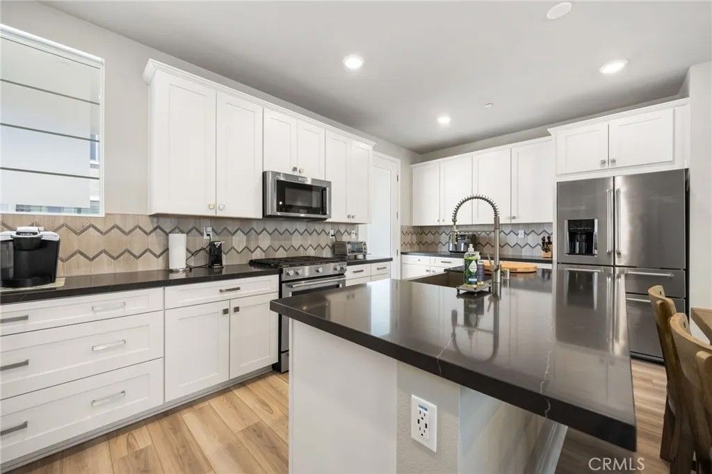 Photo of 1460 W Sunrise Lane, San Pedro, CA 90732 (MLS # PW26051405)