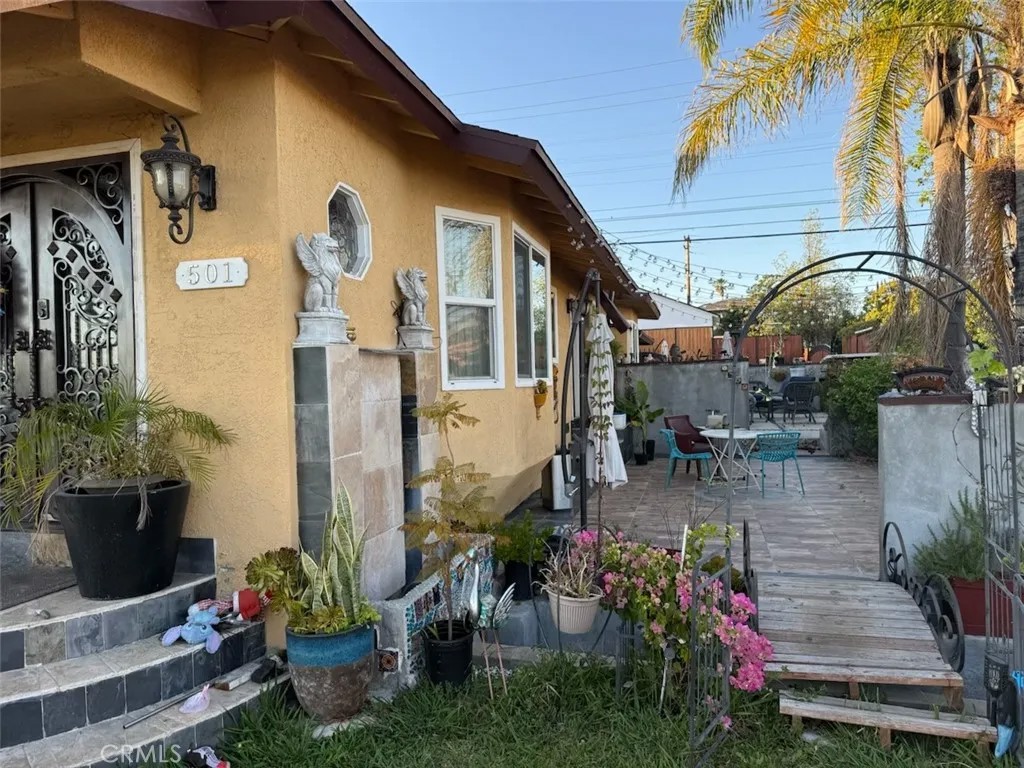 501 Almora Street