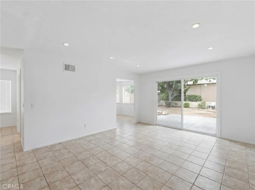 5304 Francisca Way