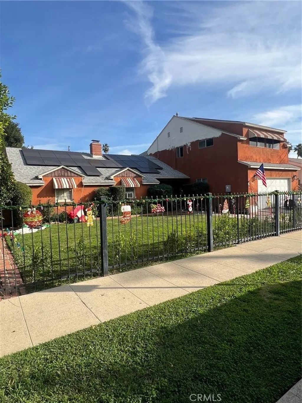 Photo of 6628 Tobias, Van Nuys, CA 91405 (MLS # SR25280110)