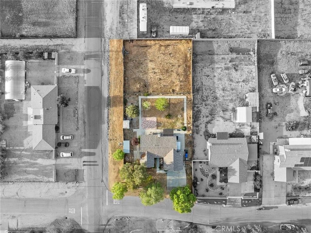 Photo of 22404 Broken Lance Court, Apple Valley, CA 92307 (MLS # HD26073075)