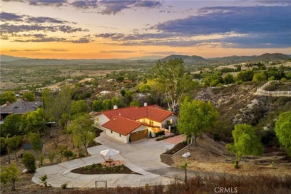 41525 Avenida Ortega Temecula CA 92592