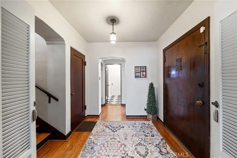 1447 N Euclid