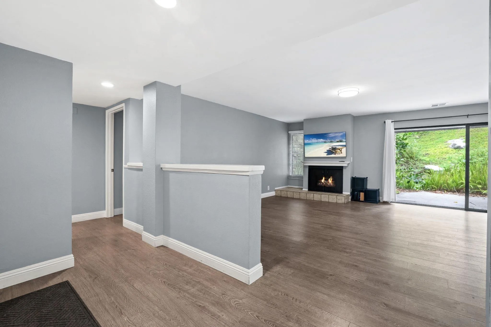 2776 Pine Creek Cir