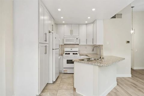 Tiny photo for 2576 Avenida Del Vista #204, Corona, CA 92882 (MLS # OC26006725)