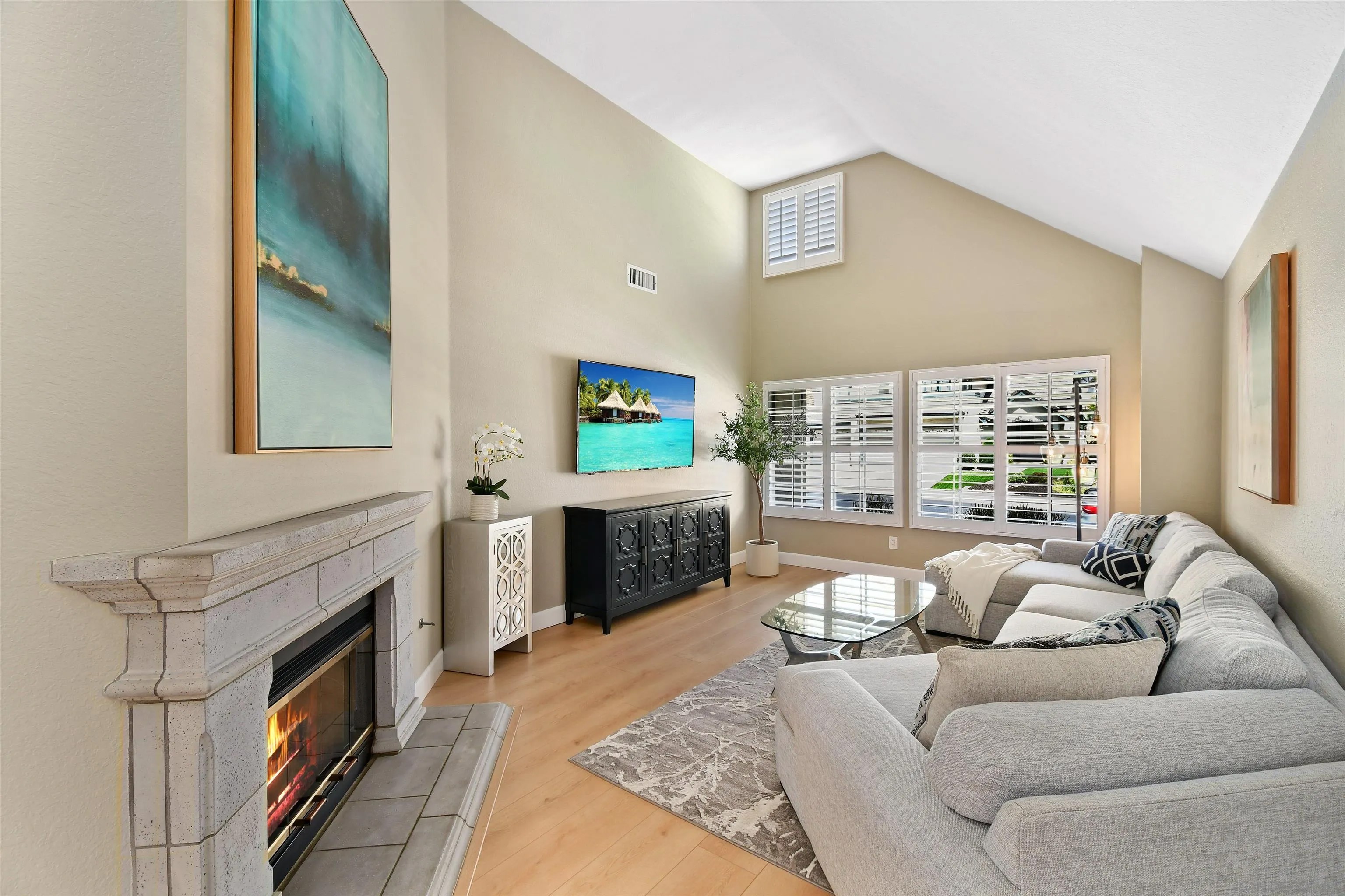 13957 Royal Melbourne Sq