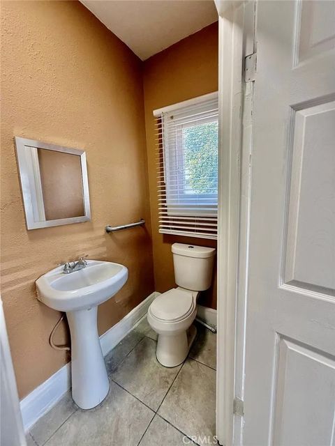 Tiny photo for 507 W 17th St, San Bernardino, CA 92405 (MLS # GD25274826)