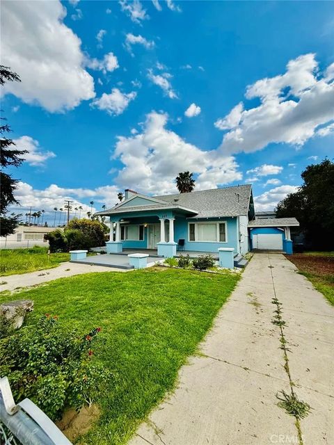 Tiny photo for 507 W 17th St, San Bernardino, CA 92405 (MLS # GD25274826)