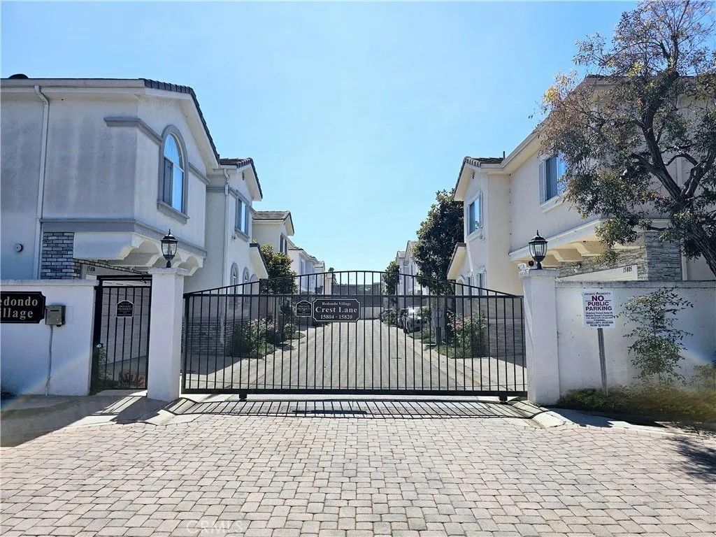 Photo of 15812 Crest Lane, Gardena, CA 90249 (MLS # SB25238104)