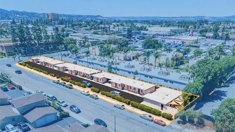 275-99 S Mollison El Cajon CA 92020