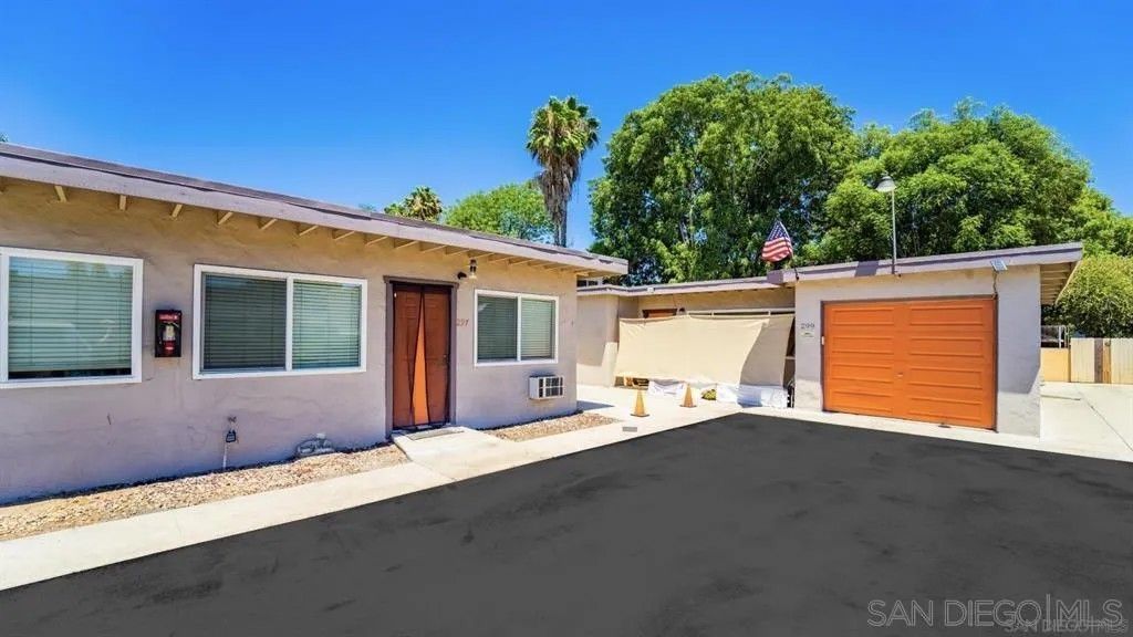 Photo of 275-99 S Mollison Ave, El Cajon, CA 92020 (MLS # 260007287)