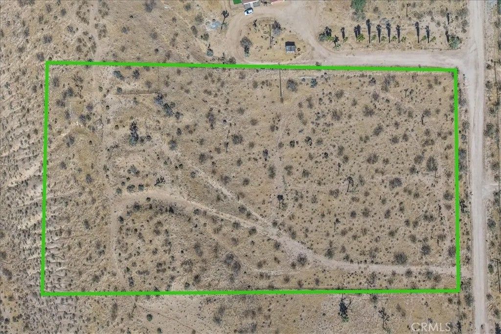 Photo of 56666 Lowe AVE, Yucca Valley, CA 92284 (MLS # JT26104495)