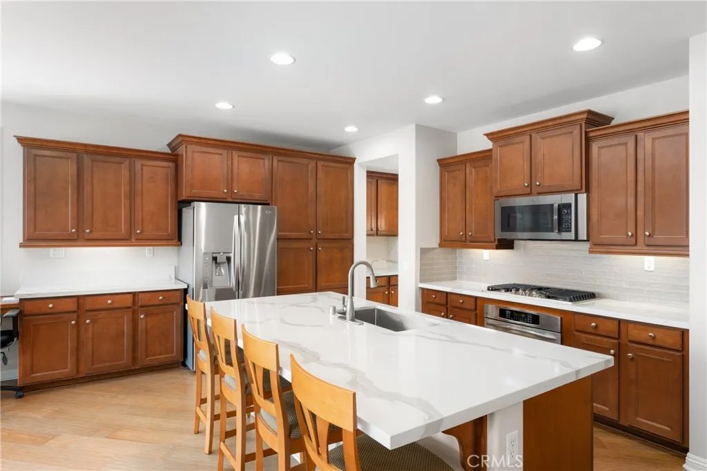 1087 Vega Way