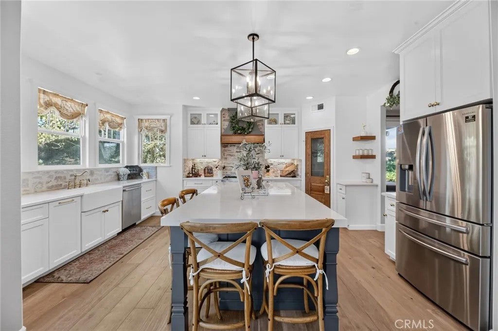2313 Old Ranch