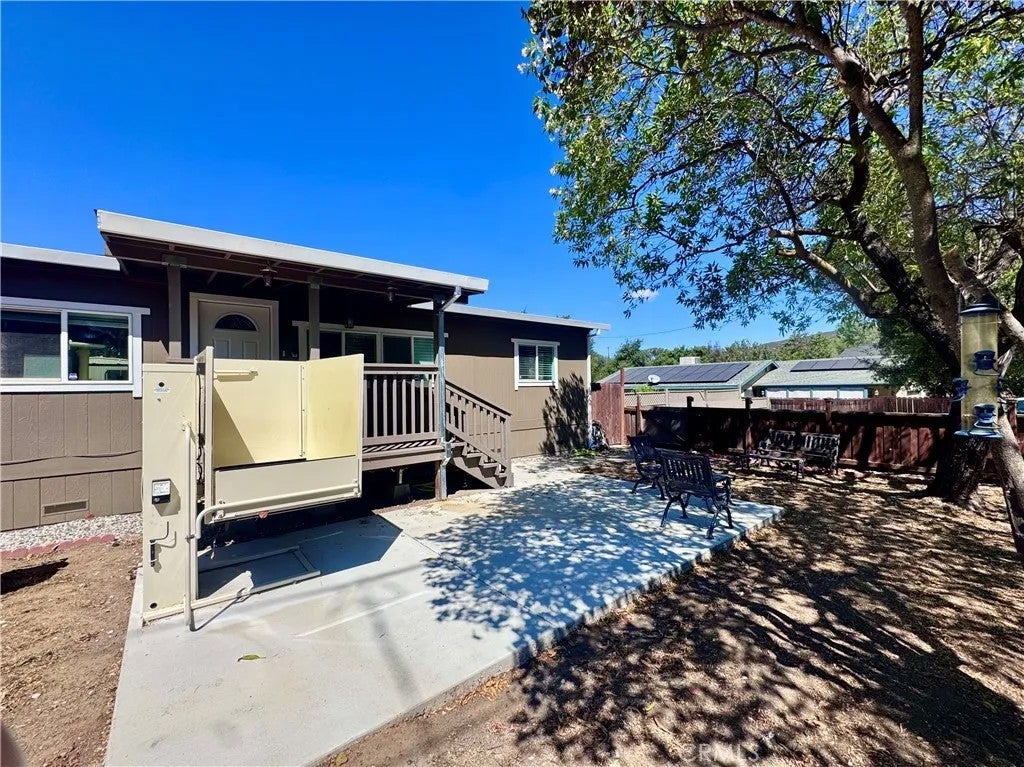 Photo of 3101 9th Street, Clearlake, CA 95422 (MLS # LC26179039)