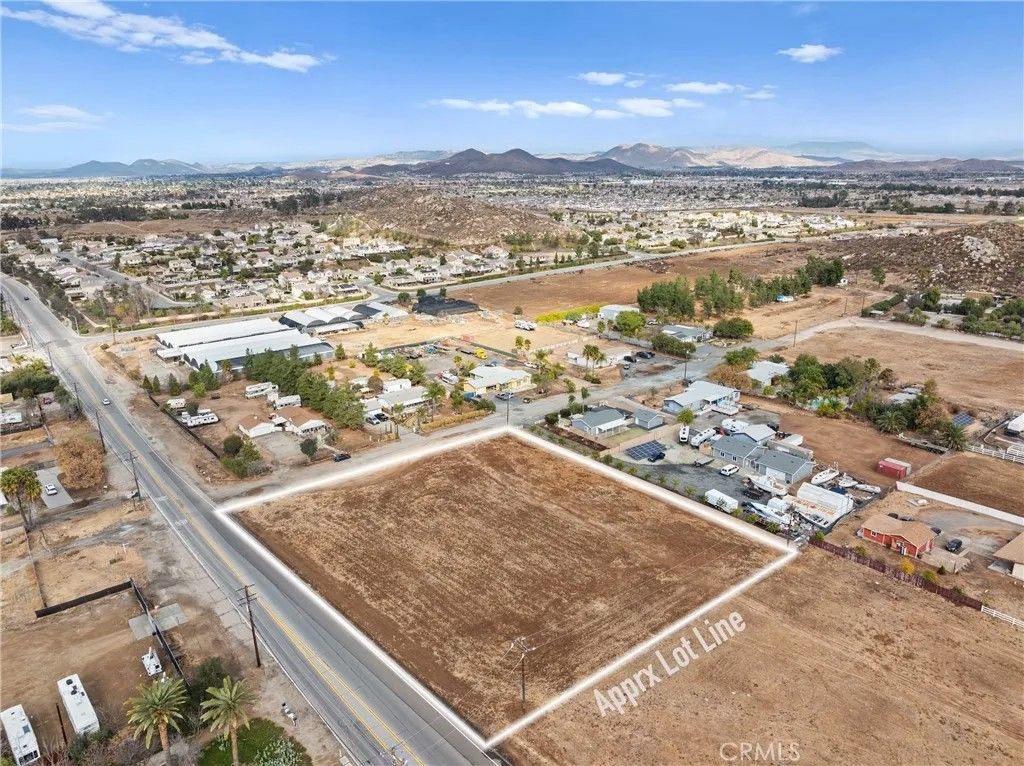 Photo of 0 Murrieta Rd, Menifee, CA 92584 (MLS # SW26044218)
