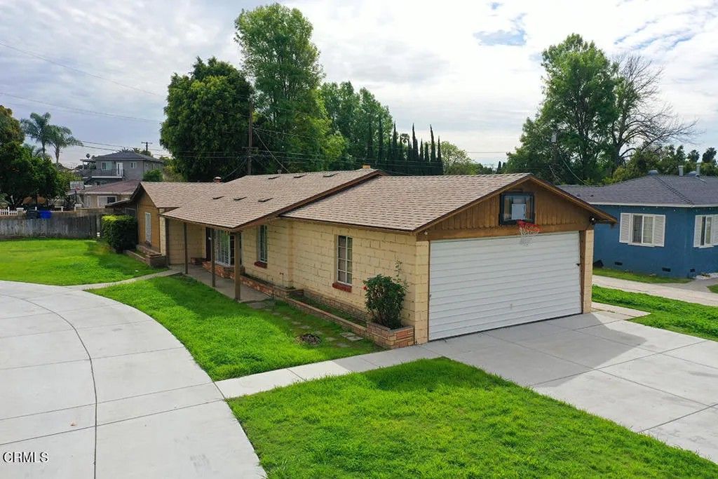 Photo of 14308 Broadway, Whittier, CA 90604 (MLS # P1-26024)