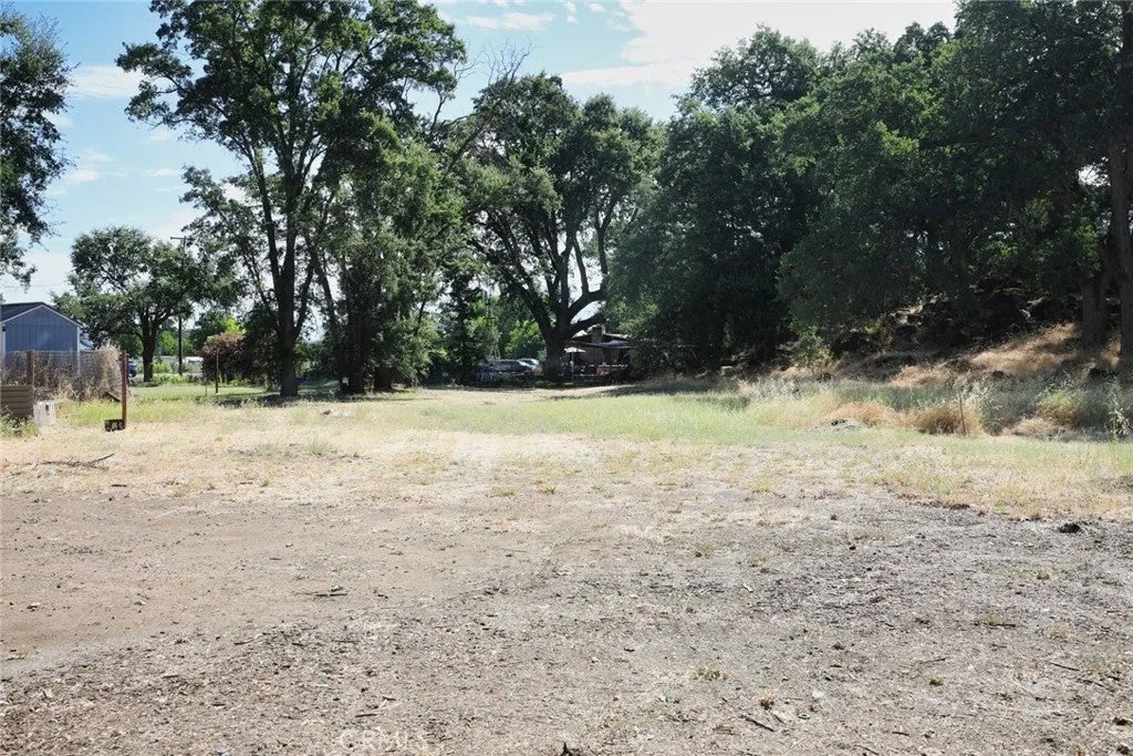Photo of 3271 Washington St, Clearlake, CA 95422 (MLS # LC26153157)