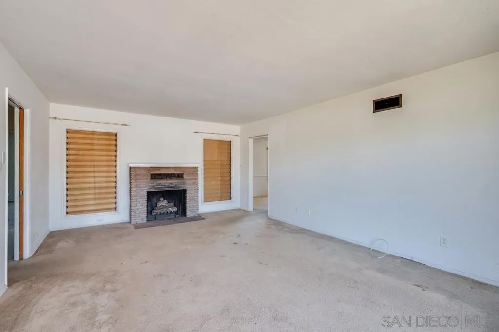 5639 Dorothy Way