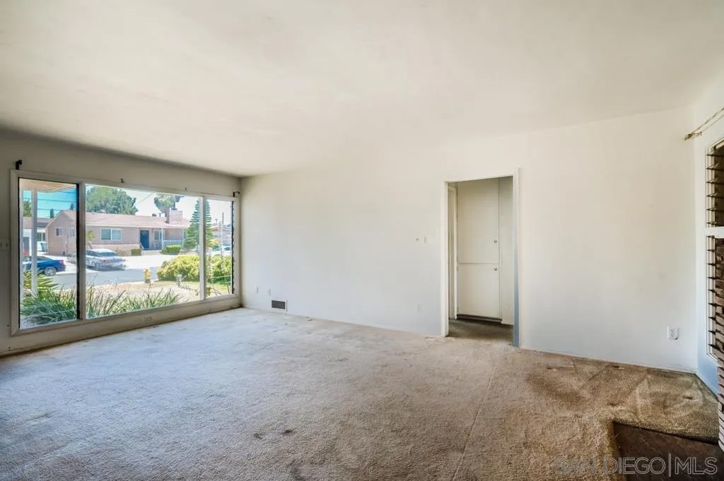 5639 Dorothy Way
