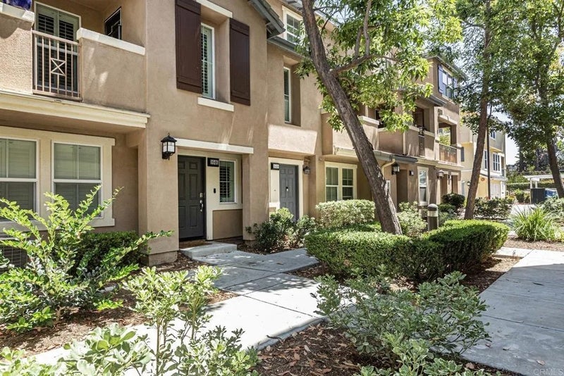 1646 Hickory Nut Place