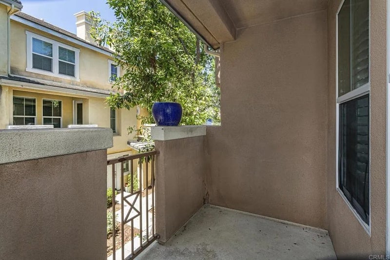 1646 Hickory Nut Place