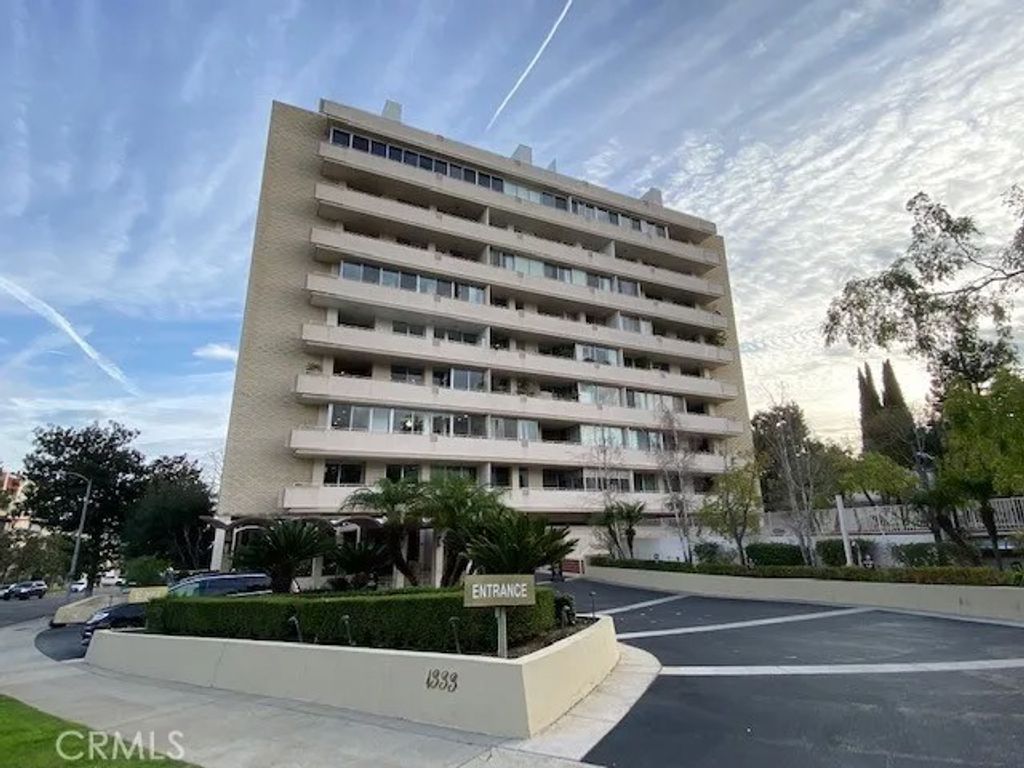Photo of 1333 S Beverly Glen #105, Los Angeles, CA 90024 (MLS # SR26021786)