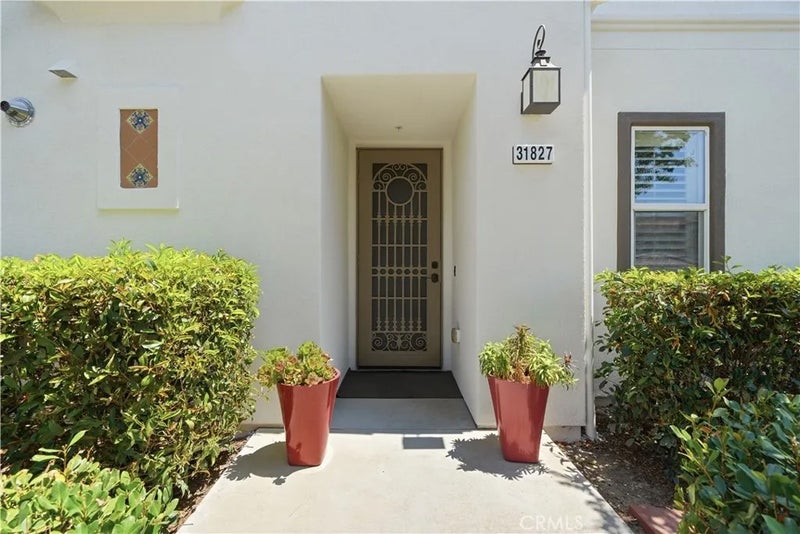 31827 Calle Brio