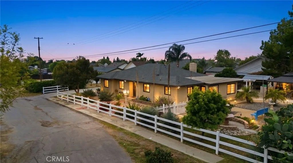 Photo of 7420 Ivy Lane, Rancho Cucamonga, CA 91730 (MLS # CV26104317)