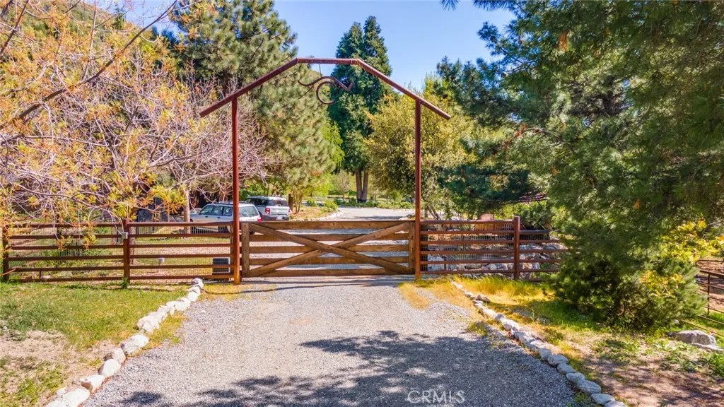 37547 Oak Glen Road