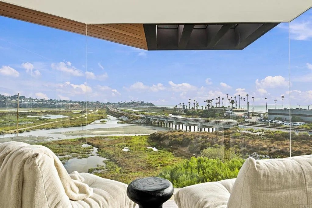 2516 San Elijo