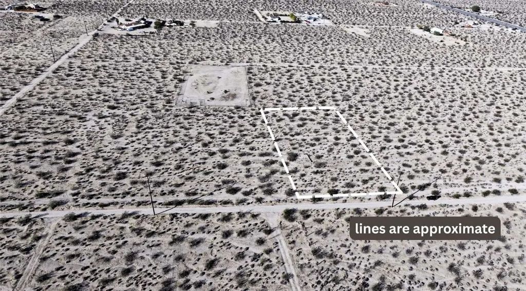 Photo of 659904 Dorth, 29 Palms, CA 92277 (MLS # FR25279678)