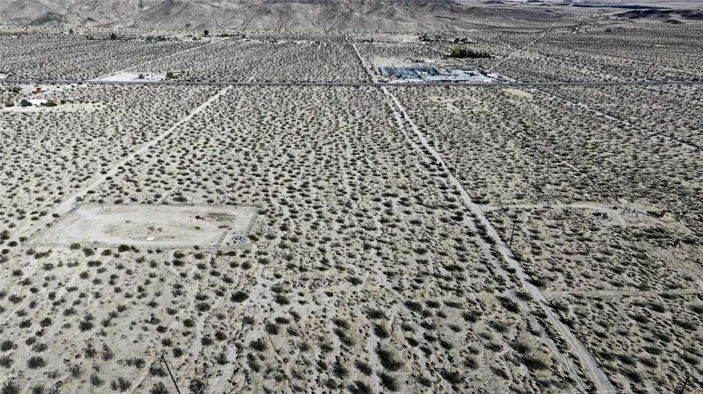 Photo of 659904 Dorth, 29 Palms, CA 92277 (MLS # FR25279678)