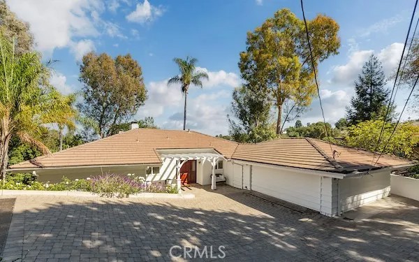 36 Pony Lane