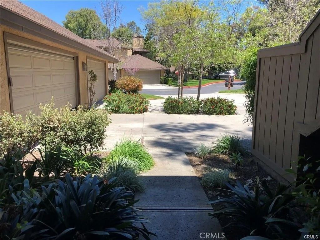 Photo of 9 Rainbow, Irvine, CA 92603 (MLS # OC26094145)