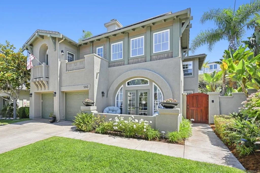 593 Paloma Court